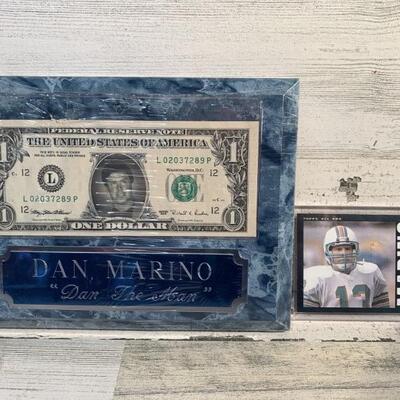 (2) Dan Marino: Plaque and Football Card