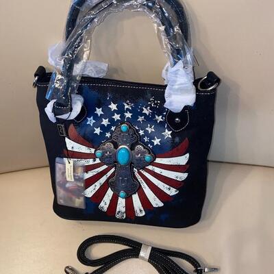 Montana Western Bling Cross/ Patriotic Purse with Long Shoulder Strap Purse is New with Tags