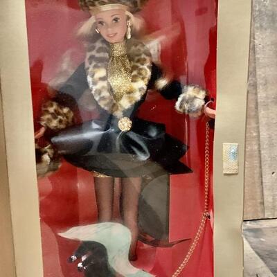 NIB Shopping Chic Barbie Limited Edition Spiegel