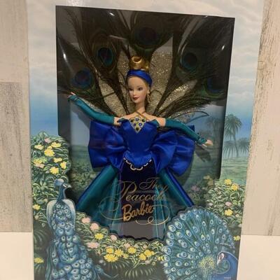 (NIB) The Peacock Barbie 1998 Collector Edition
First in a Series
