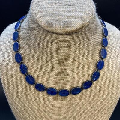 Vintage 950 Silver and Lapis Necklace weighs 41g