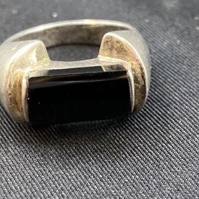 925 Silver and Onyx Ring, Size 6 Weighs 5.74 Grams