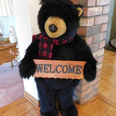 Dan Dee “Welcome” bear
