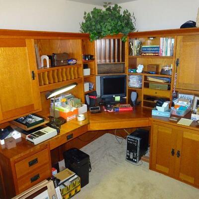 MISSION STYLE CORNER DESK
