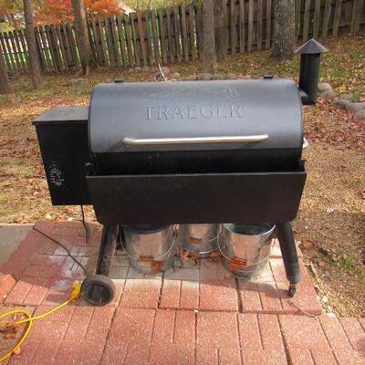 Nice Traeger grill