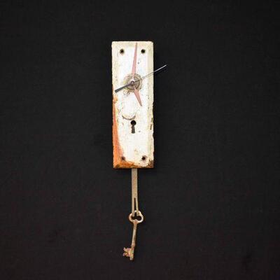 Door Lock Pendulum Clock