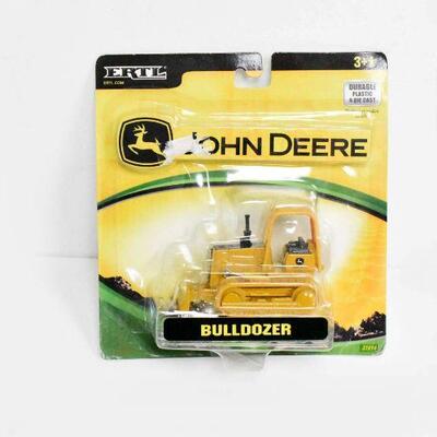Ertl John Deere 37014 Diecast Bulldozer