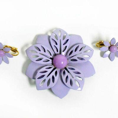 Lavender Floweral Brooch & Clip On Earring Set