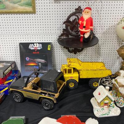 Tonka Jeep, Lazer Game, What-Not Shelf, Mini Santa BlowMold, Tonka Dump Truck