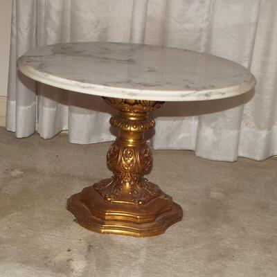 ROUND MID CENTURY GILT PEDESTAL BASE WITH WHITE MARBLE TOP COCKTAIL TABLE