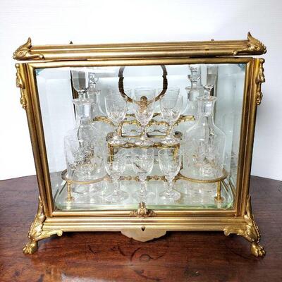 fine 4 bottle crystal tantalus set with 12 cordials in gilt bronze and glass case