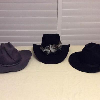 Afm062 Three Cowboy Hats