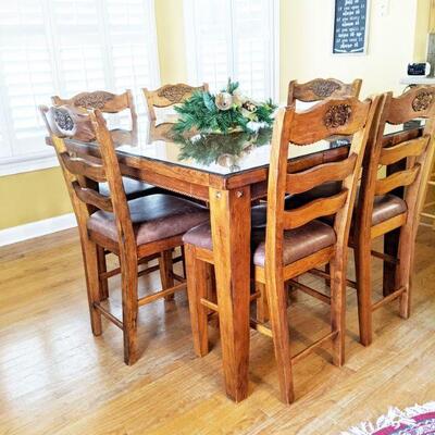 High top table with  chairs