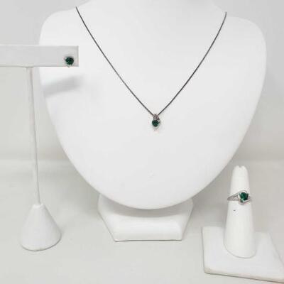 #2150 • 10k Pendant, Earrings and Ring with Diamonds Matching Set, 6g