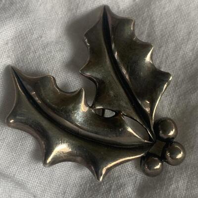 Sterling Silver James Avery Holly Berry Brooch
