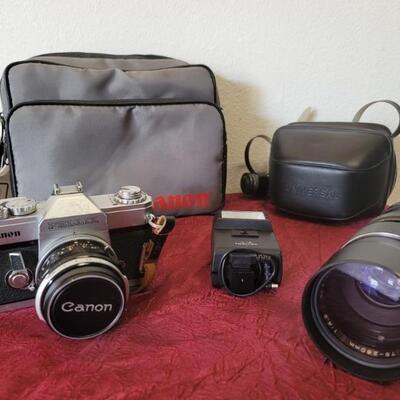 Vintage Canon Pellix w/ Carry Cases & Flash PLUS
Vivitar Tele-Zoom 75-260mm #3705940 Lens
