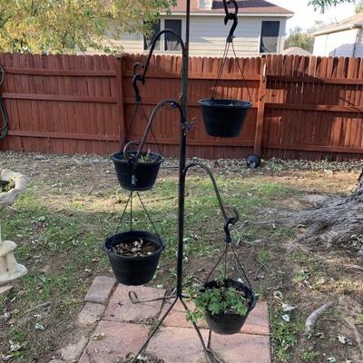 6ft Black Iron Garden Stand Holds 4 Step-Up Pots