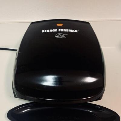 George Foreman Grill is Like New