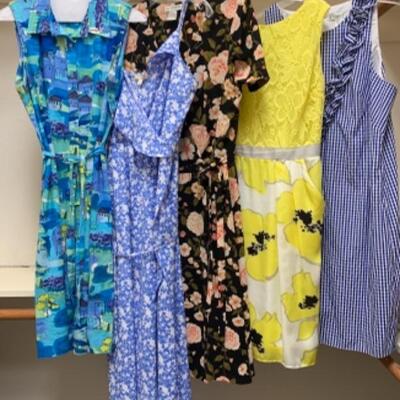 Womenâ€™s Sizes vary