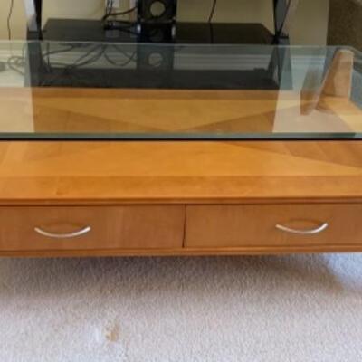 Coffee Table Beveled and Tempered Glass Top