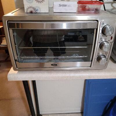Oster convection oven, like new
