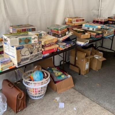 Estate sale photo