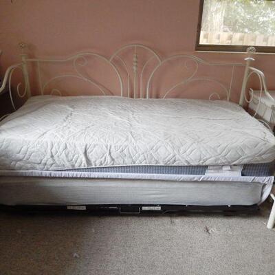 White trundle bed - $300 