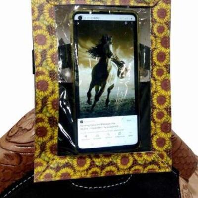 #544 â€¢ Smart Phone Sunflower Print Case for Saddle.: Smart Phone Sunflower Print Case for Saddle. Slip your phone into this case which...