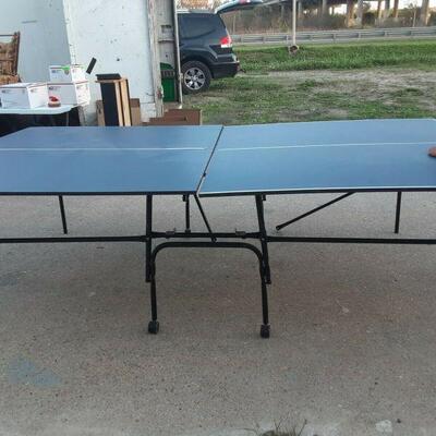https://www.ebay.com/itm/115165141724	SB3046 USED VINTAGE PING PONG TABLE & EXTRAS		Offer	 $49.99 
