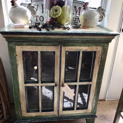 glass front painted cabinet $160
33 X 16 X 38