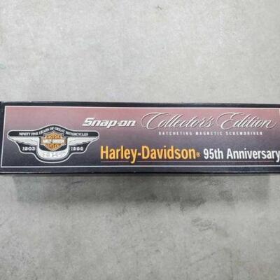 #145 • 2007 Harley Davidson Street Glide
