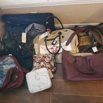 #1136 • Fashion Travel Bags
