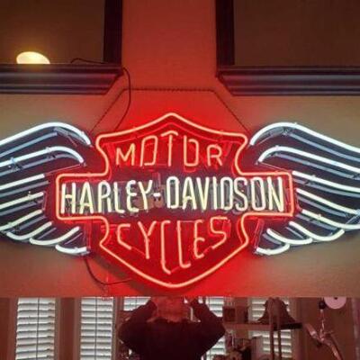#157 • Harley Davidson Motor Cycles Neon Sign