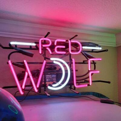 #1014 • Red Wolf Neon Sign
