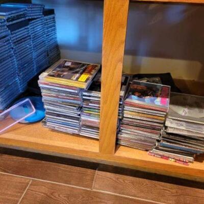 #1126 • Misc CDs and CD Case
