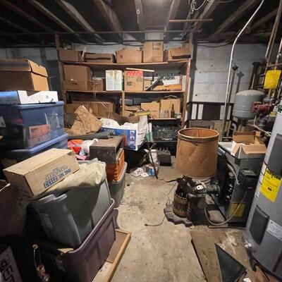 Estate sale photo