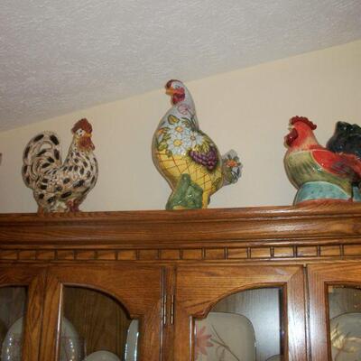 Roosters/Chickens