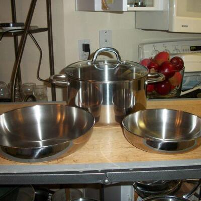 4pcs. Martha Stewart Collections Cookware