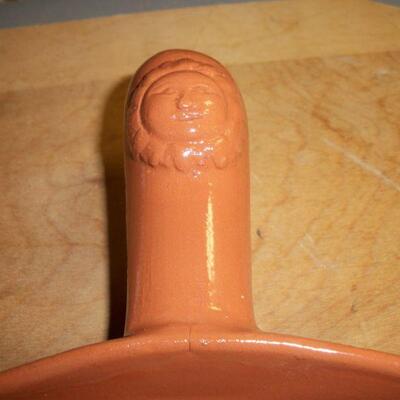 Handle on skillet