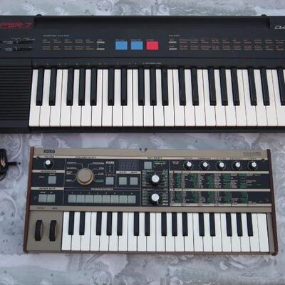 Korg microKORG & Yamaha PSR-7