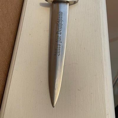 WWII German Dagger with Scabbard 