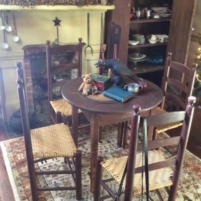 Quaint little pub table, antique set of four matching chairs