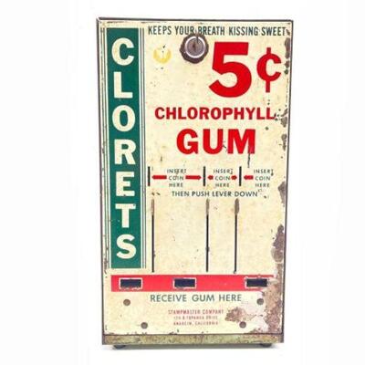 #2196 â€¢ Vintage Clorets Chlorophyl Gum Vending Machine with Key