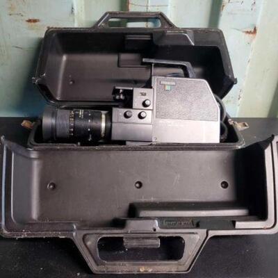 #3076 • Sony Trinicon Video Camera And Case: Model No: HVC-2200