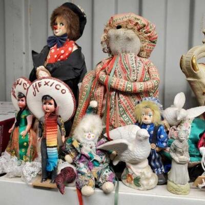#8076 â€¢ China, Figurines, And More