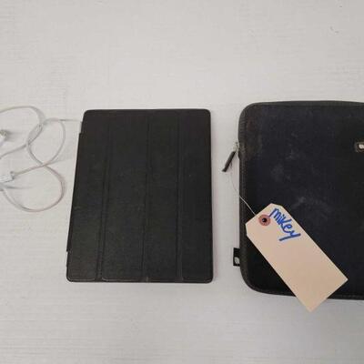 #4080 â€¢ iPad. Cable & Case