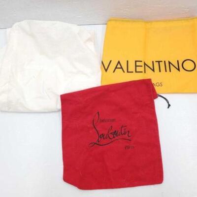 #1488 â€¢ 3 Designer Dust Bags