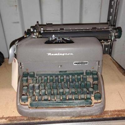 #8510 • Remington Typewriter