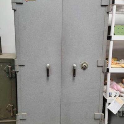 #2576 â€¢ Mosler Safe: Measures Approx: 42"Ã—29.5"Ã—75" Locked, Code Unknown