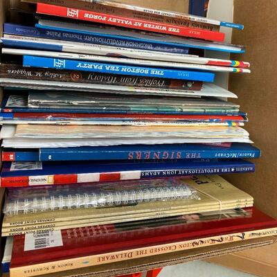 https://www.ebay.com/itm/115150974281	HS7022 Home School Book Box Lot - Local Pickup - Elementary American History Boo		Offer	$19.99 
